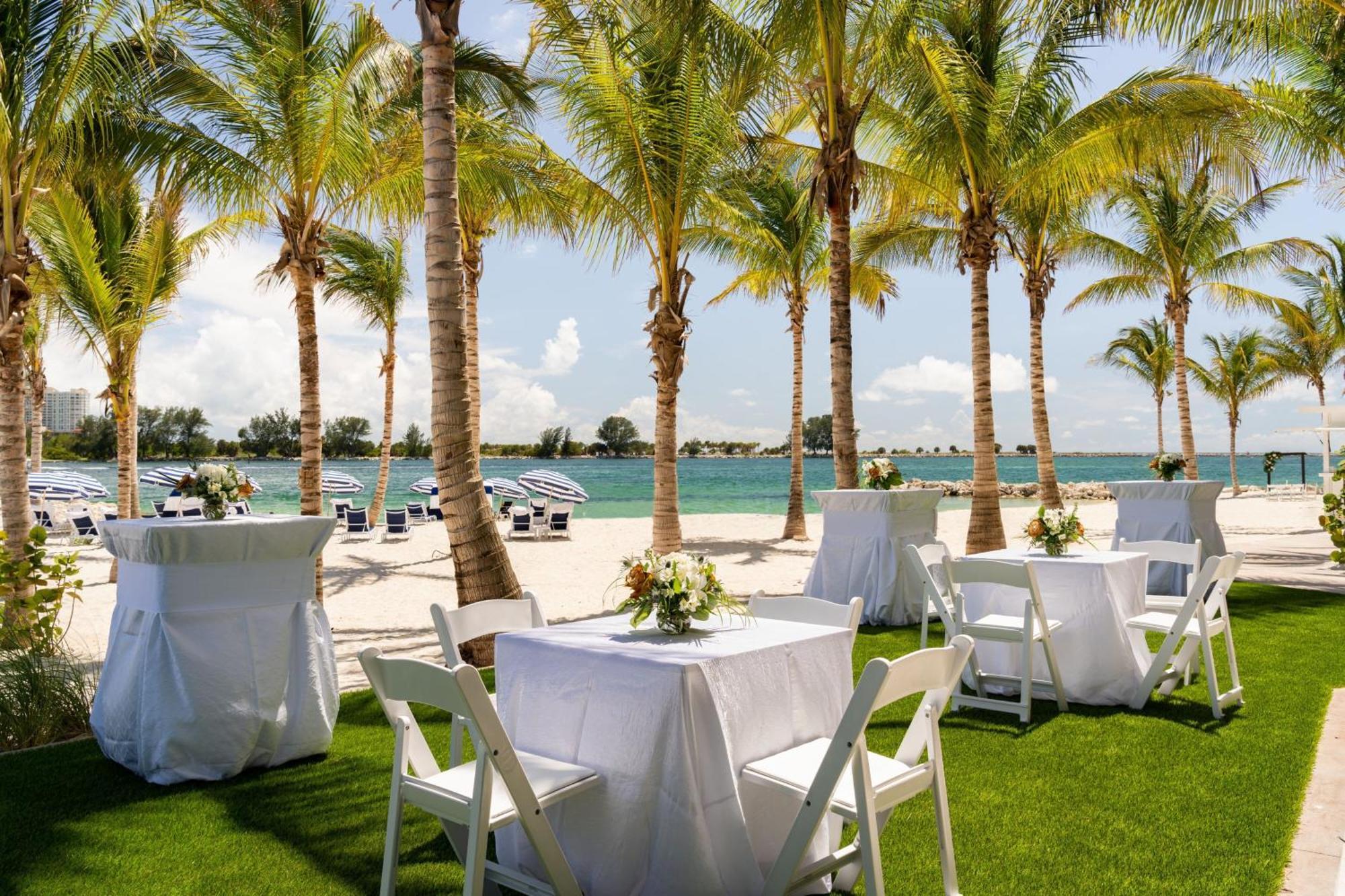 Jw Marriott Clearwater Beach Resort & Spa Esterno foto